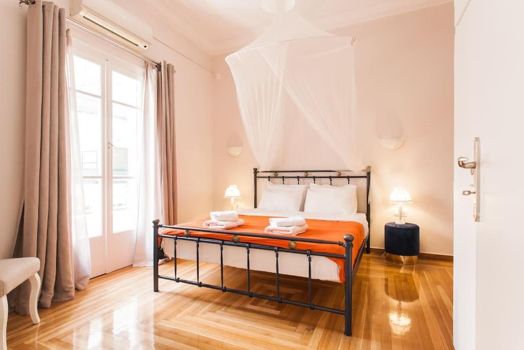 Splendid Full 5Bdr/3Bath/2Kitchens Mansion In Ath Lägenhet Aten Exteriör bild