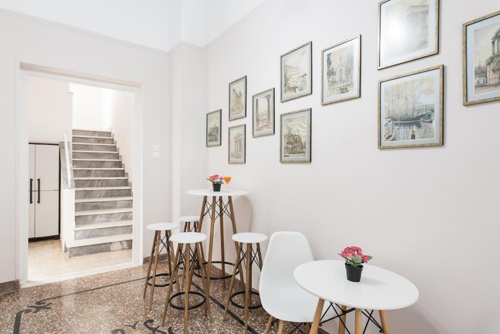 Splendid Full 5Bdr/3Bath/2Kitchens Mansion In Ath Lägenhet Aten Exteriör bild