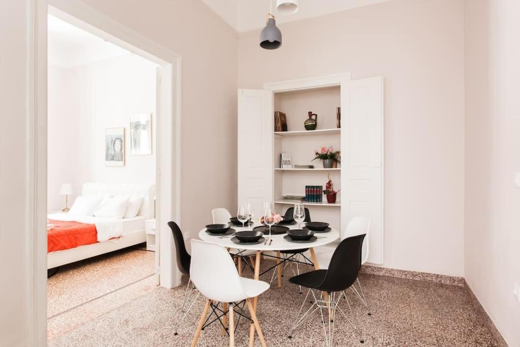 Splendid Full 5Bdr/3Bath/2Kitchens Mansion In Ath Lägenhet Aten Exteriör bild